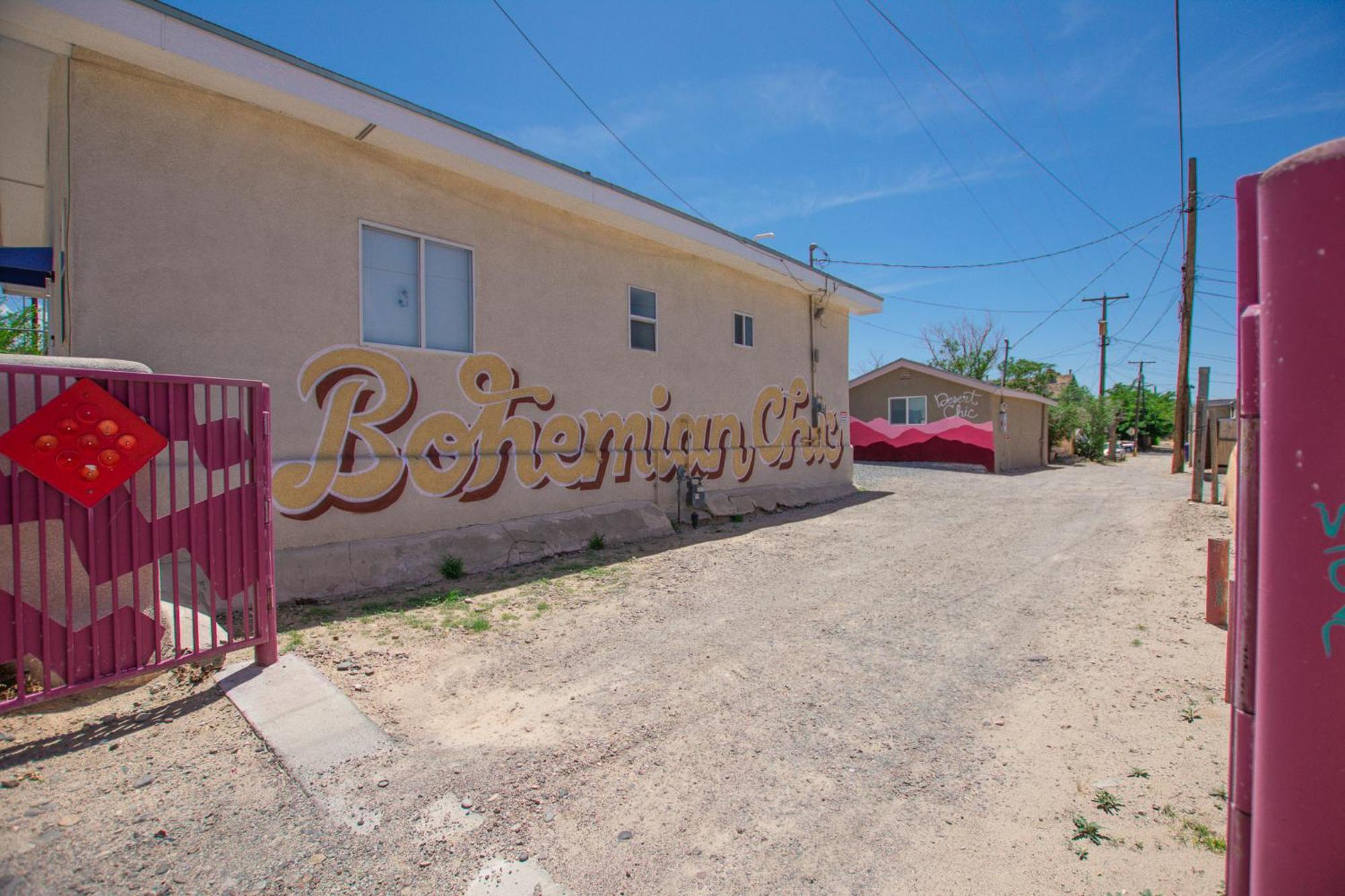 阿尔伯克基Bohemian Chic An Eclectic Escape-Hot Tub-Pet Friendly-No Pet Fees!别墅 外观 照片